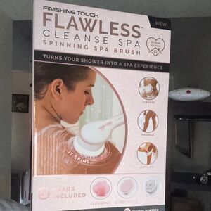 Flawless Cleanse Spa Spinning Spa Brush - Pink